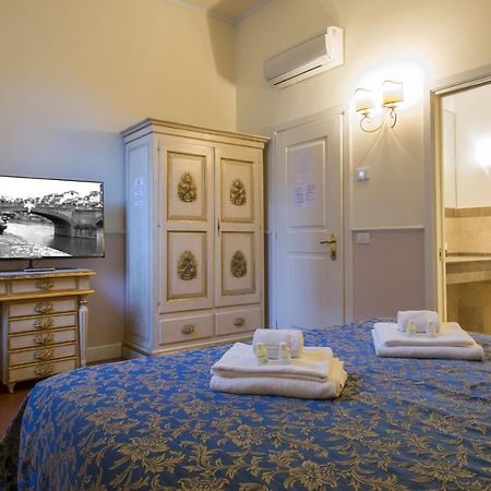 לינה וארוחת בוקר פירנצה Relais Tiffany מראה חיצוני תמונה