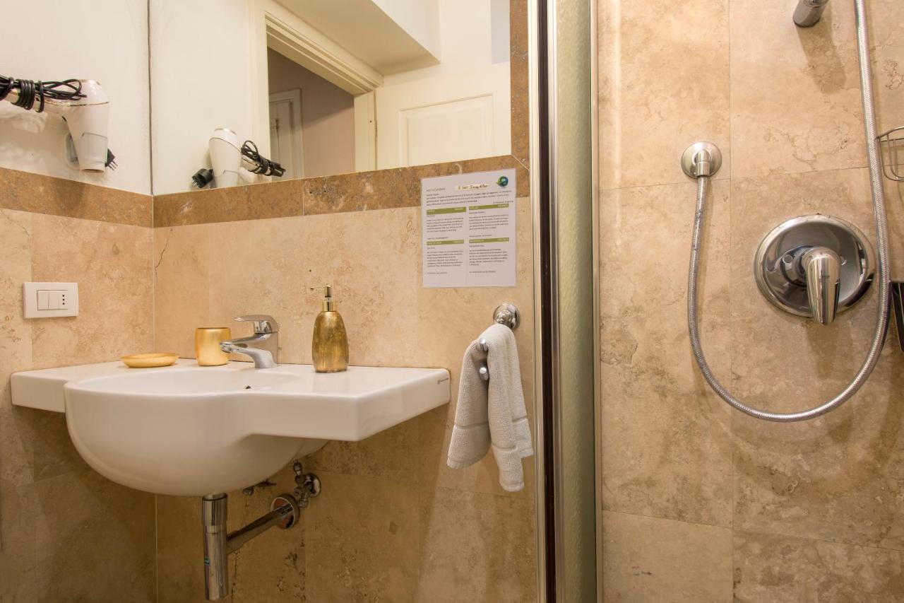 לינה וארוחת בוקר פירנצה Relais Tiffany מראה חיצוני תמונה