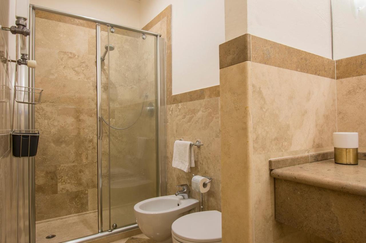 לינה וארוחת בוקר פירנצה Relais Tiffany מראה חיצוני תמונה