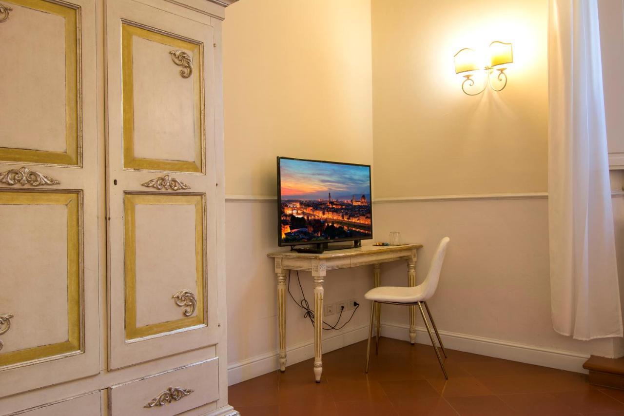 לינה וארוחת בוקר פירנצה Relais Tiffany מראה חיצוני תמונה